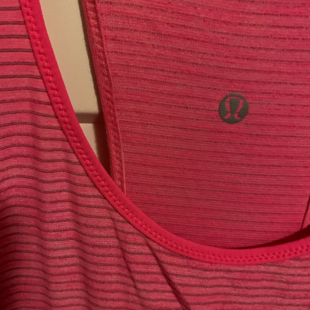 Workout tank top